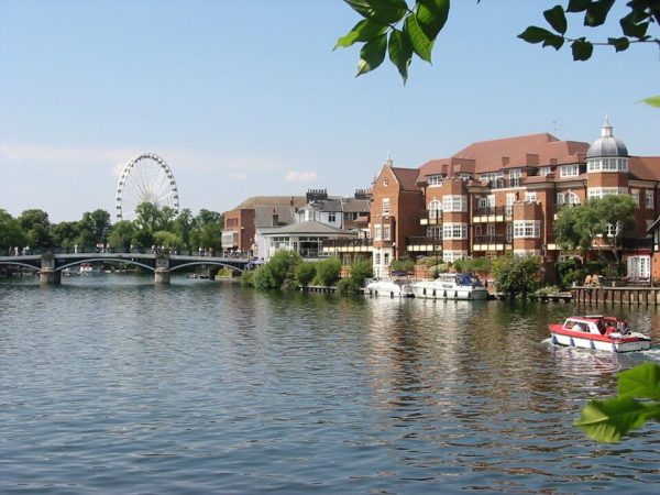 Windsor Castle Tour Guide paperback