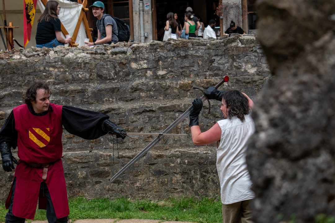 Robin Hood: The Gold of Sherwood and the Witch of Nottingham