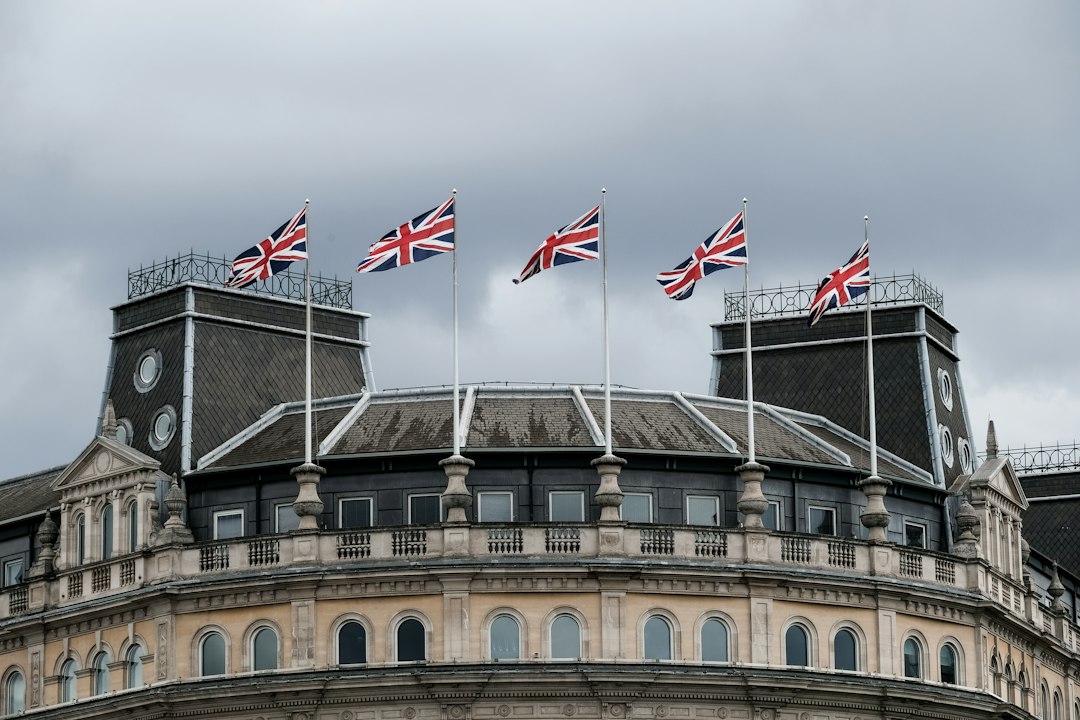 Brief News and Sports in UK and USA
